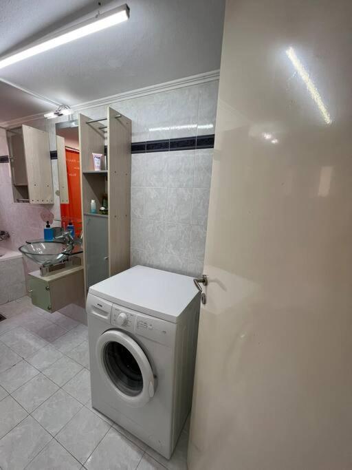Local Apt Near City Lights 2 Heraklion  Ngoại thất bức ảnh
